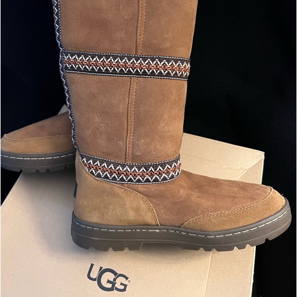 UGG Australia Sundance Tall Revival Women’s Boots - Picture 2 of 8